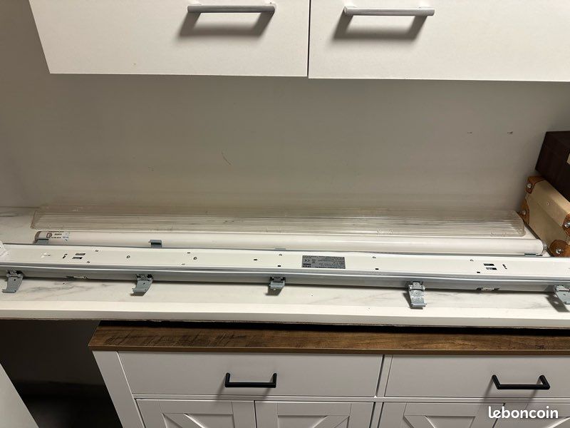 Réglette étanche IP65 36W (image 1)
