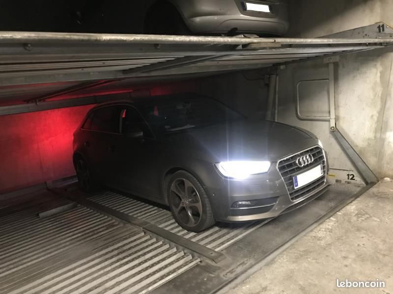 Parking 11 m² · à Lyon · 11 m² · 60 €