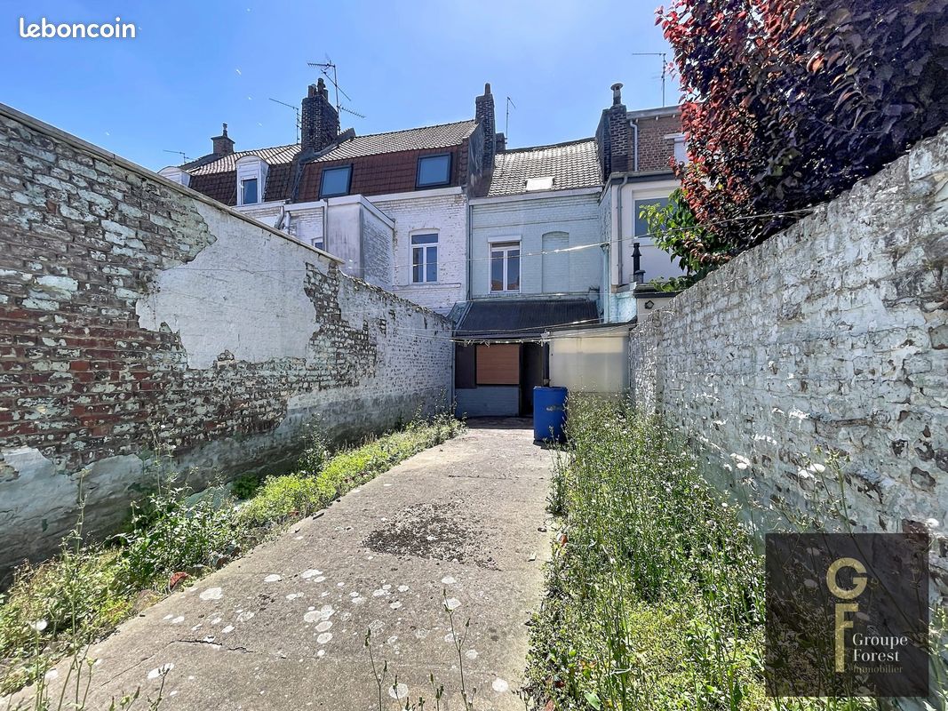Maison 4 pièces 90 m² · à La Madeleine · 90 m² · 245 000 €