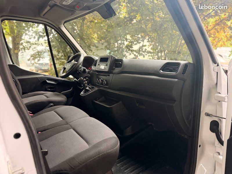Renault Master Benne Basculante RJ 3.5t dCi 145 + Coffre arrière 2021 – photo 11