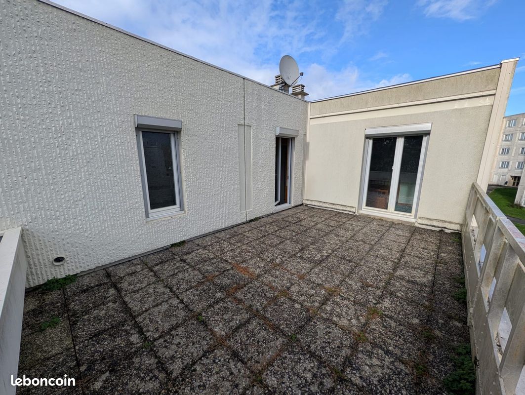 Appartement 2 pièces 54 m² · à Trappes · 54 m² · 147 000 €