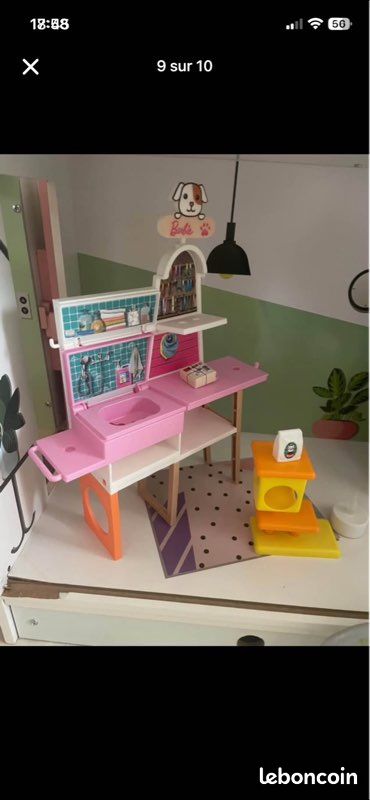 Maison de barbie complète avec meubles (image 8)