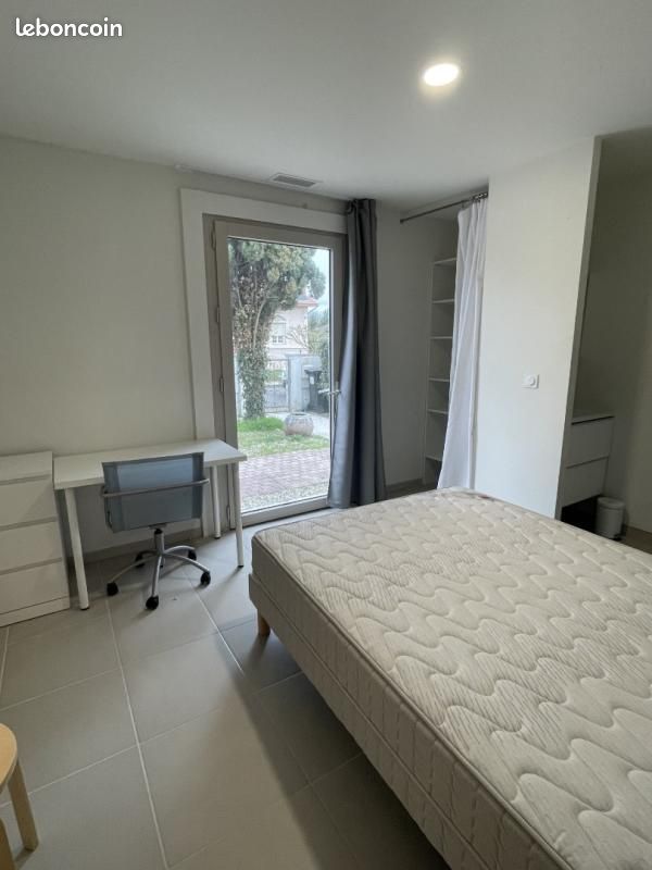 Appartement 12 m² · à Pessac · 12 m² · 490 €