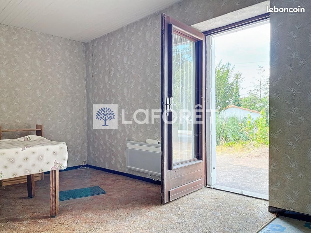 Maison 1 pièce 27 m² · à Châtillon-sur-Thouet · 27 m² · 27 030 €
