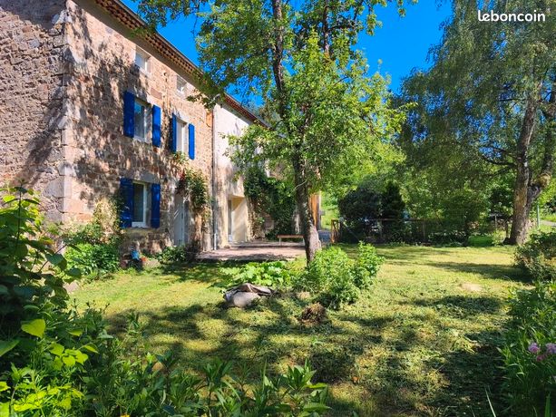 Maison 4 ch, 125 m² avec 1,6 ha de forêt et grange – Auzelles