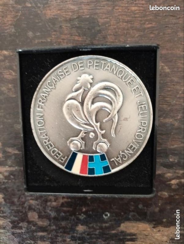 Médaille Fédération Française De Pétanque Et Jeu Provençal – Collection