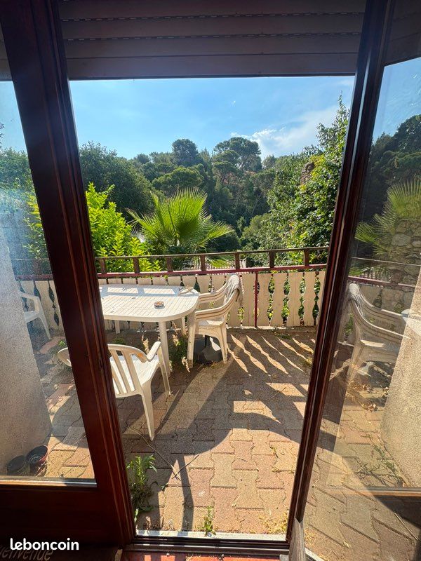 Maison 5 pièces 100 m² · à Aspiran · 100 m² · 900 €