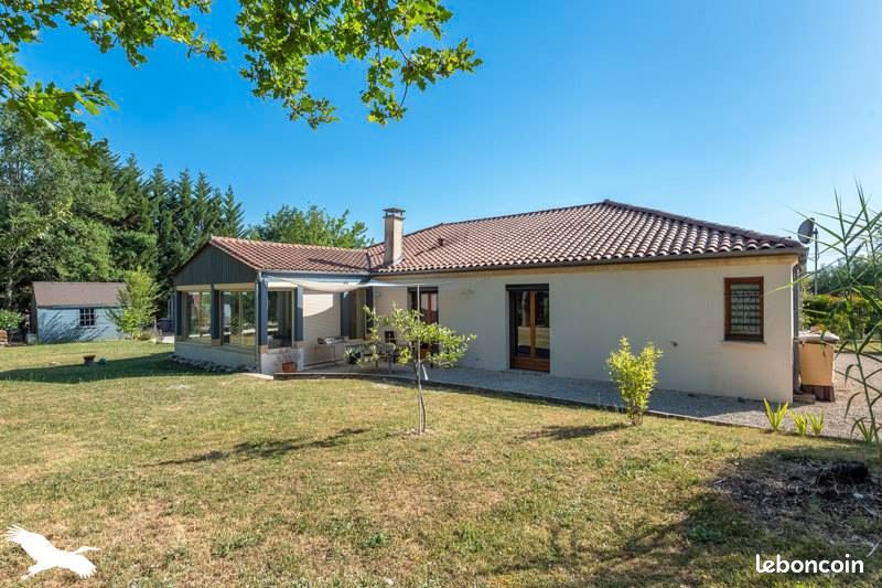 Maison 5 pièces 138 m² · à Bassillac Et Auberoche · 138 m² · 286 740 €