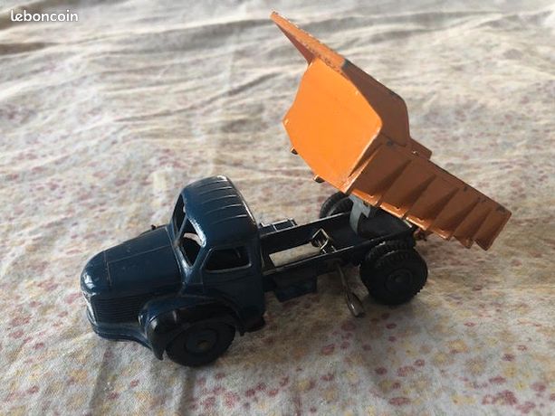 DINKY TOYS MECCANO, wagon couvert armée 623, emballage d'origine