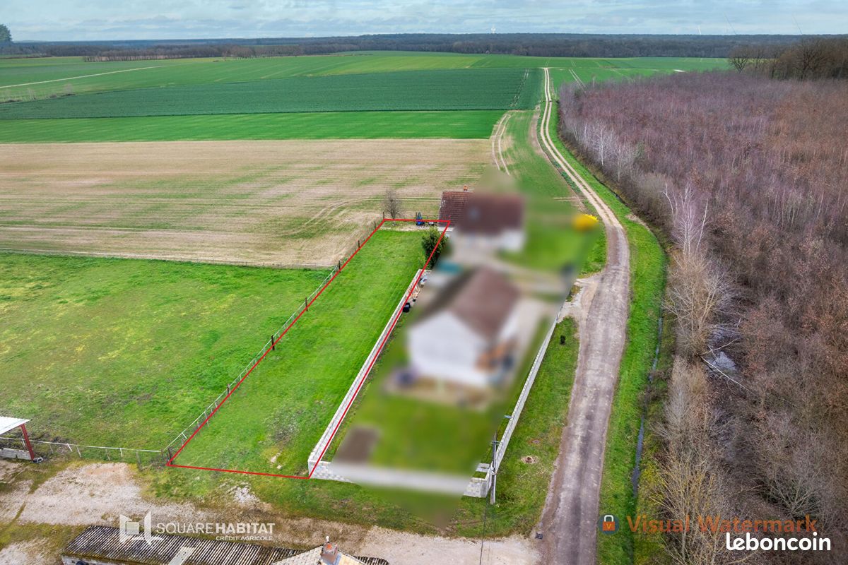 Terrain 876 m² · à Nuits-Saint-Georges · 876 m² · 49 000 €