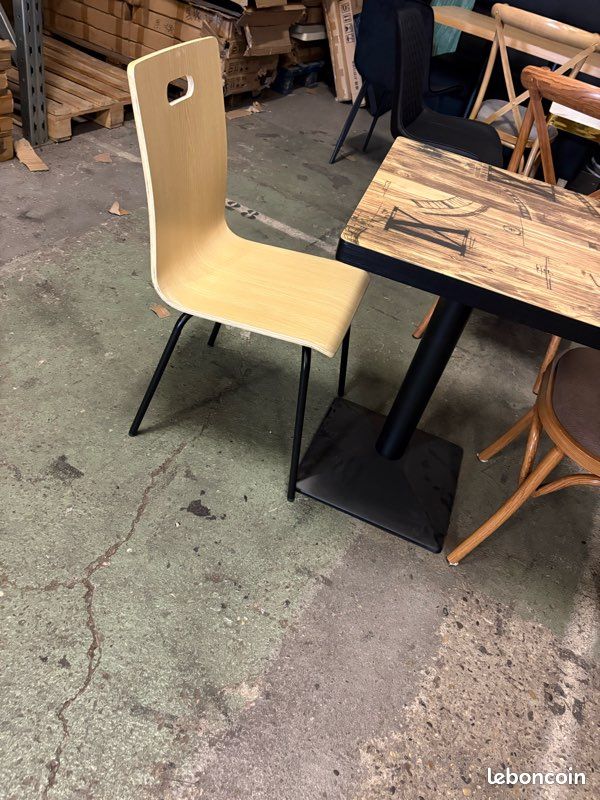 PROMO ensemble 1 table 2 chaises (image 2)