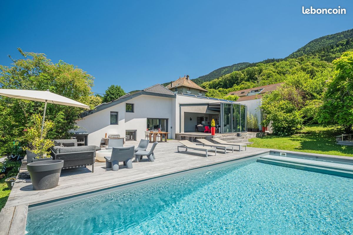 Maison 8 pièces 230 m² · à Vaulnaveys-le-Haut · 230 m² · 790 000 €