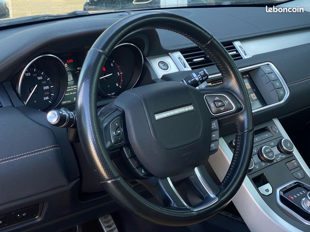 Land Rover RANGE ROVER EVOQUE I HSE Phase 2 / 2.0 TD 4WD BVA 9 180 cv / TOIT OUVRANT / MERIDIAN SON / SIEGES CHAUFFANTS / HAYON ELECTRIQUE / CLIM AUTO (image 10)