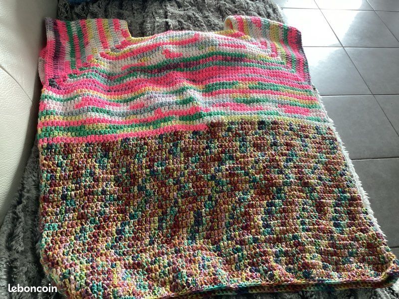 Pull sans manches au crochet taille 40/42 neuf (image 4)