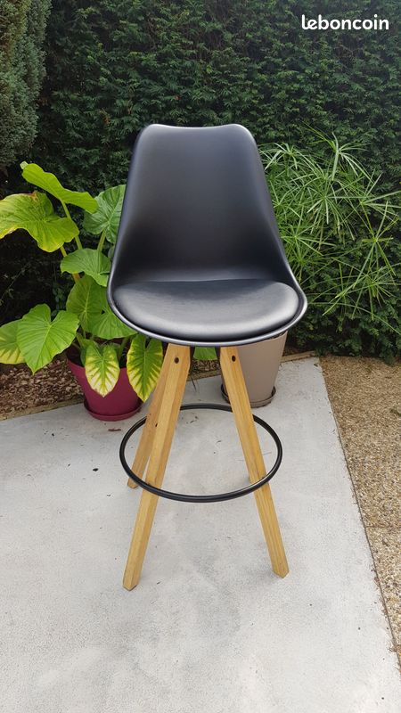 2 chaises hautes (image 1)