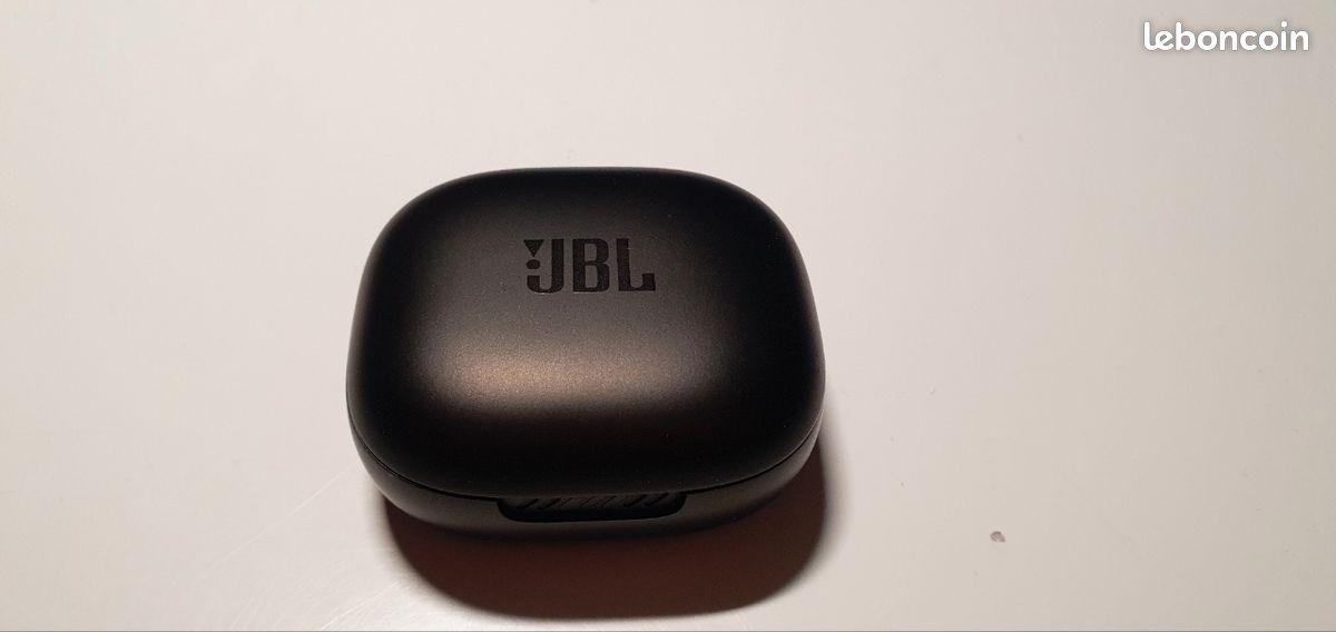 Ecouteurs intra JBL (image 4)