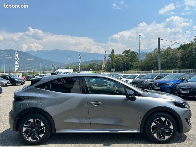 Renault CLIO VI 1.2 TCE 115CH TECHNO EDC / en stock / DISPO DE SUITE (image 6)