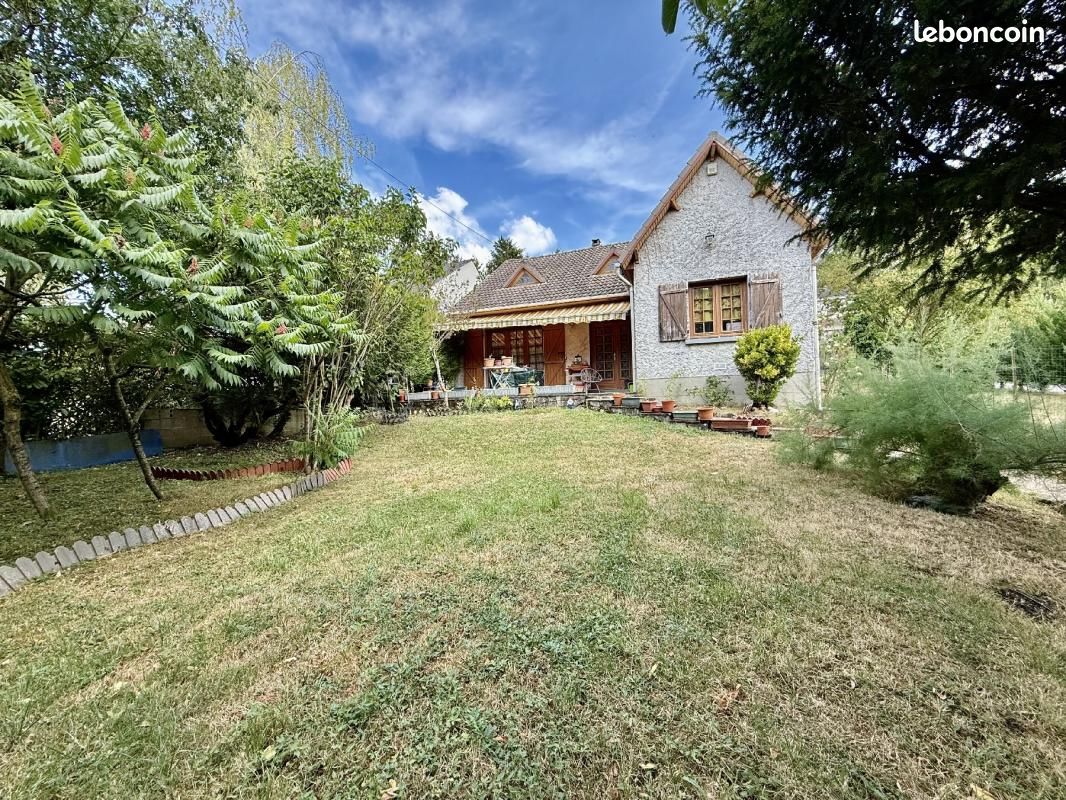 Maison 4 pièces 94 m² · à Dampmart · 94 m² · 357 000 €