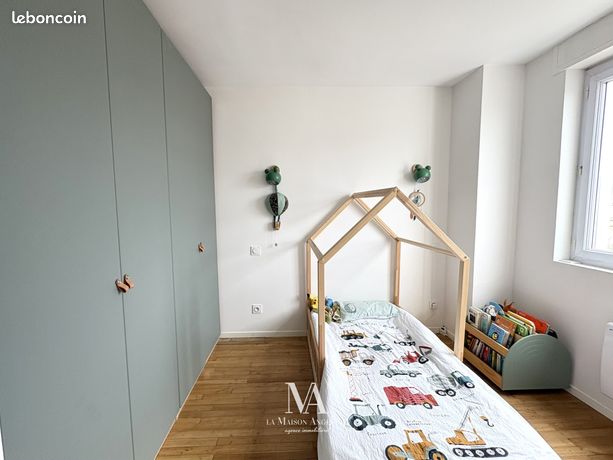 Maison 6 pièces 140 m² — 6