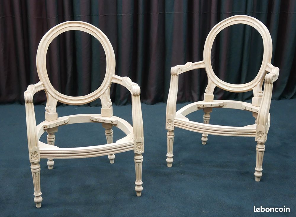 Fabricant Carcasses Fauteuils, Chaises Médaillon, Canapés et Lits Baroque en Hêtre Massif (image 6)