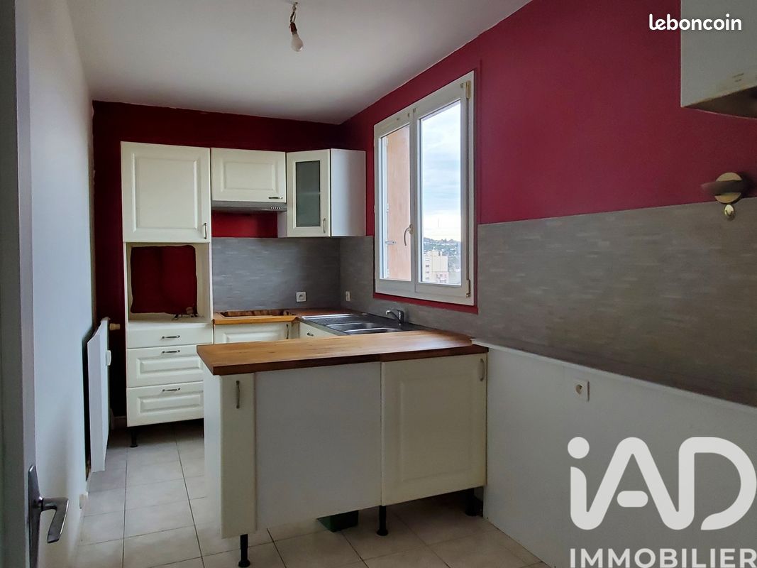Appartement 4 pièces 65 m² · à Montluçon · 65 m² · 45 000 €