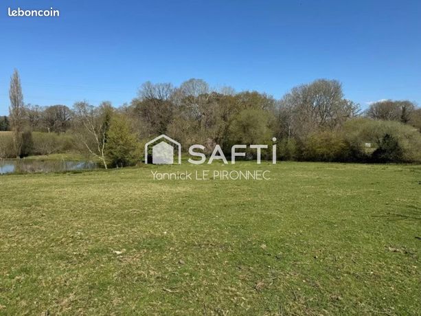 Terrain 7600 m² QUESTEMBERT