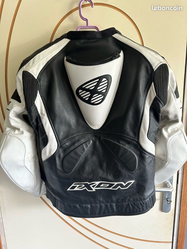 Blouson moto en cuir Ixon famous Équipement moto