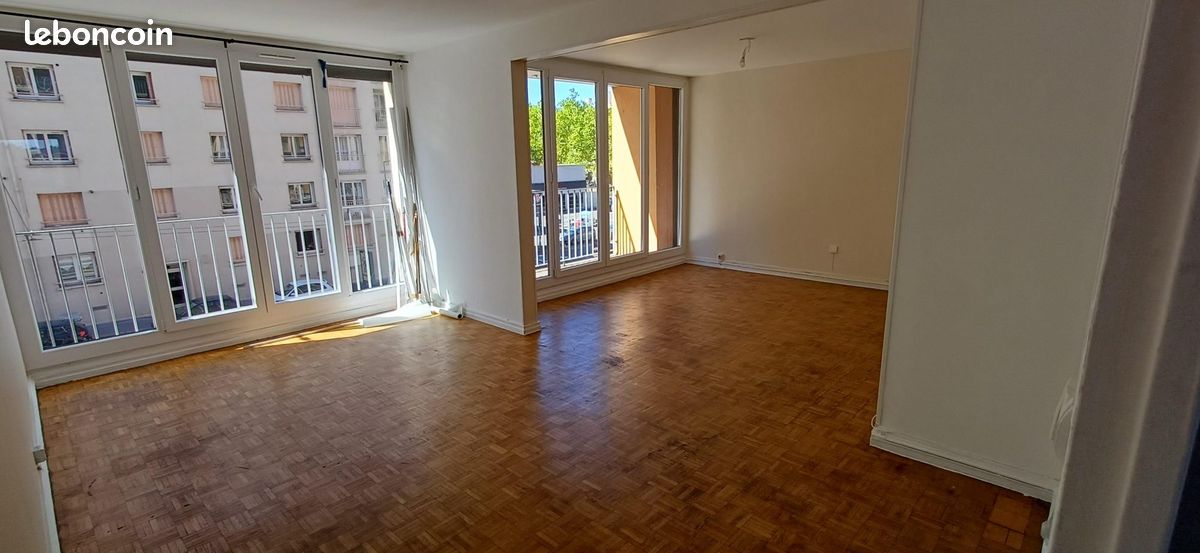 Appartement 3 pièces 80 m² · à Saint-Étienne · 80 m² · 550 €/mois