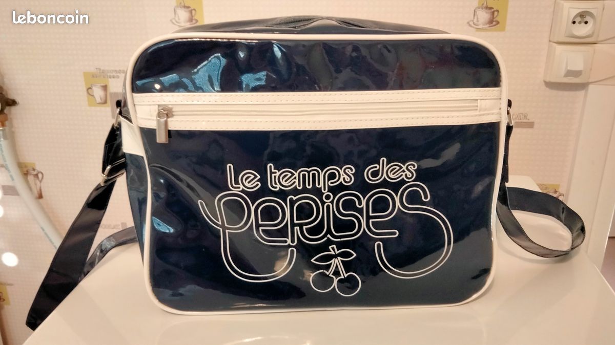 Sac Besace Le Temps Des Cerises Besace Le Temps Des Cerises