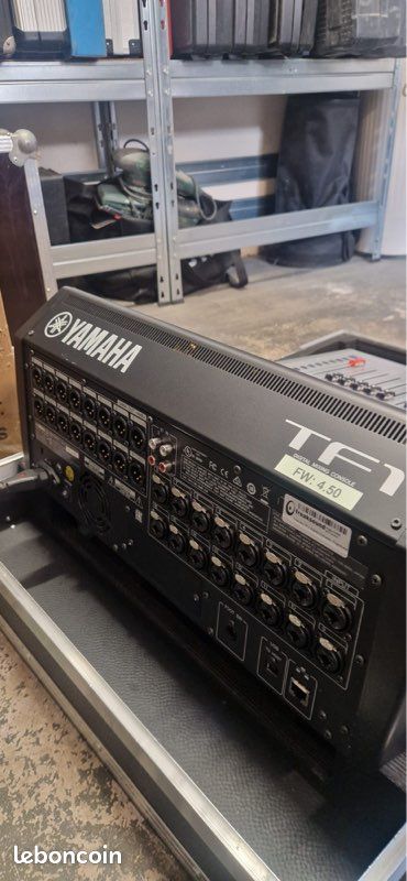 YAMAHA TF1 + Fly Case (image 4)