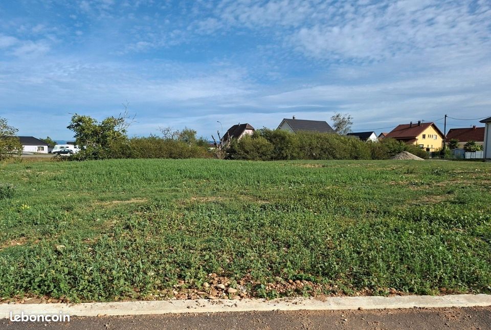Terrain 303 m² · à Munchhouse · 68 000 €