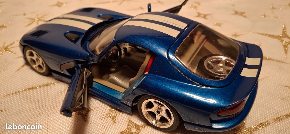 Staré retro kovové autíčko, DODGE VIPER GTS COUPE , BURAGO, 1:24 | Aukro