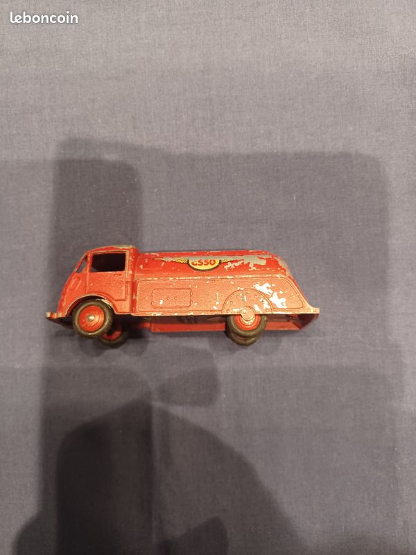 Ancien Camion Ford Citerne Esso Réf: 25U Dinky Toys Française années 1950 - Collection