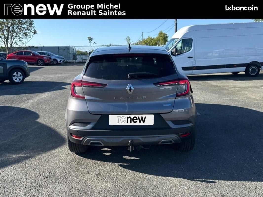 Renault Captur E-Tech 145 - 21B R.S. Line (image 23)