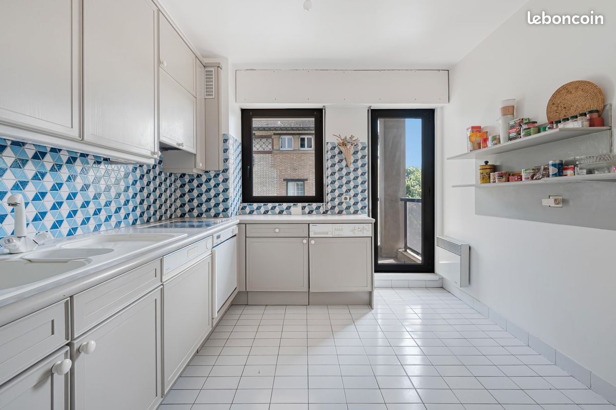 Appartement 3 pièces 83 m² · à Paris · 83 m² · 830 000 €