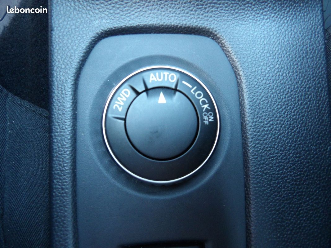 Dacia DUSTER 1.5 BLUE DCI 115CH ESSENTIEL 4X4 (image 7)