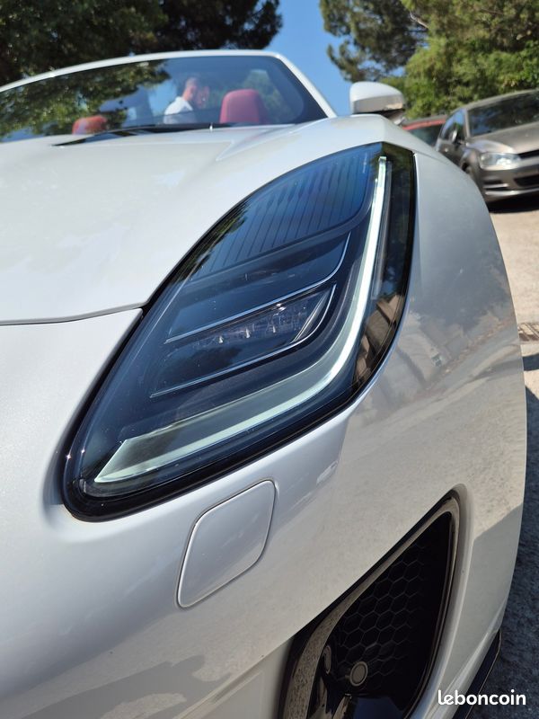 JAGUAR F-TYPE ROADSTER 2.0 T P300 R-DYNAMIC BVA FACELIFT FULL OPTIONS PAS DE MALUS SUPERBe (image 3)