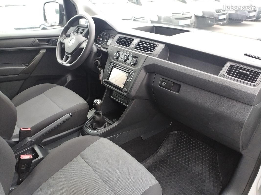 15825 HT - VOLKSWAGEN Caddy 4 Motion TDI 122 Business Line Plus GPS 4x4 2 L - 10/2020 - 107309 kms (image 4)