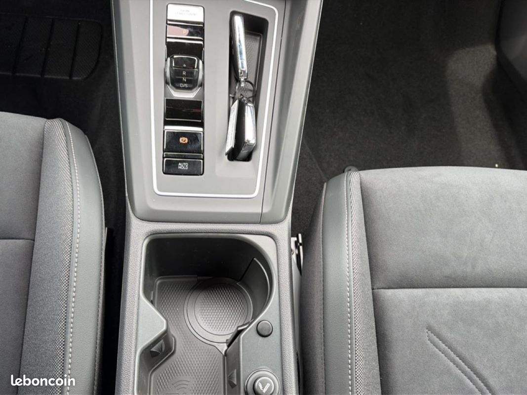 VOLKSWAGEN GOLF VIII 1.5 etsi evo2 116 life dsg7 (image 23)