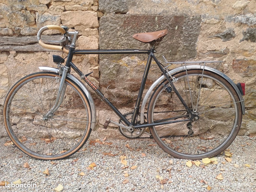 Selle WOLBER Pour Vélo Ancien Bressols 82710 Collection