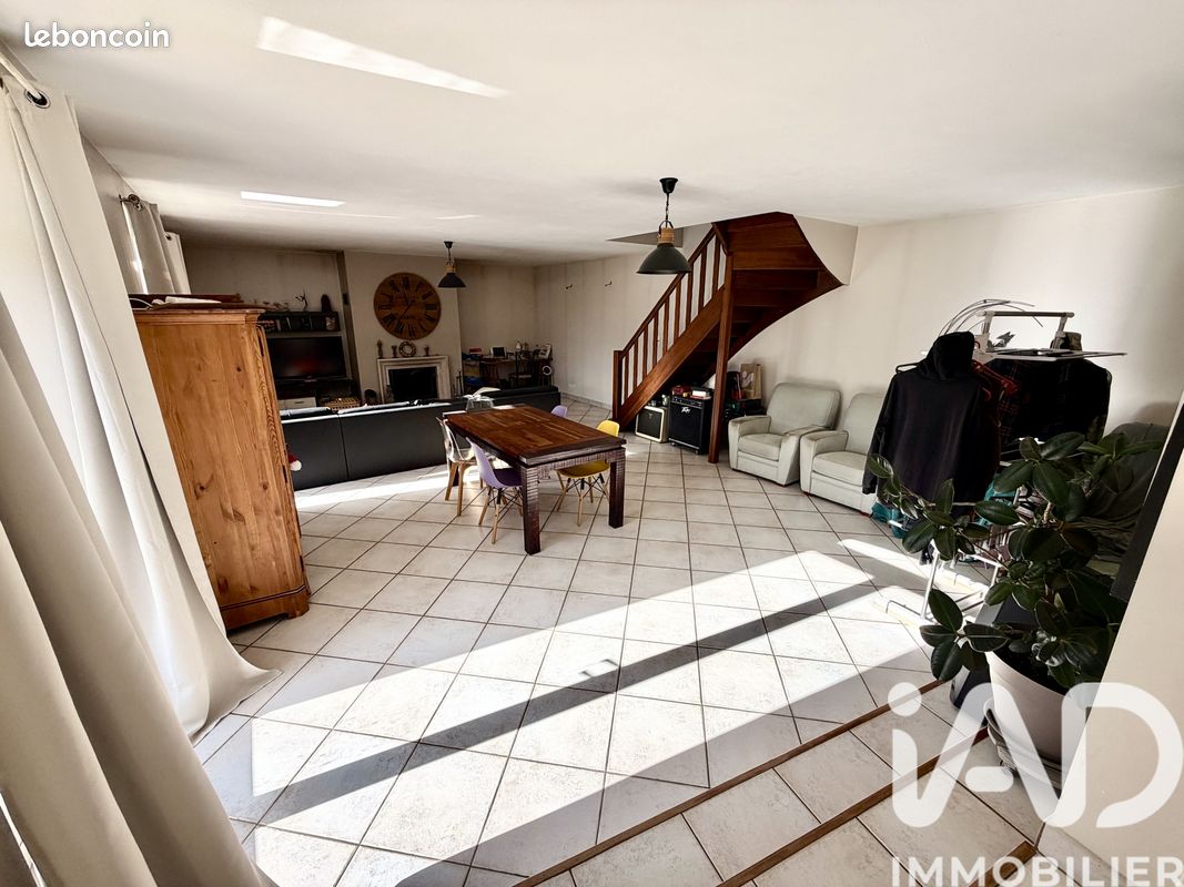 Maison 5 pièces 170 m² (image 8)