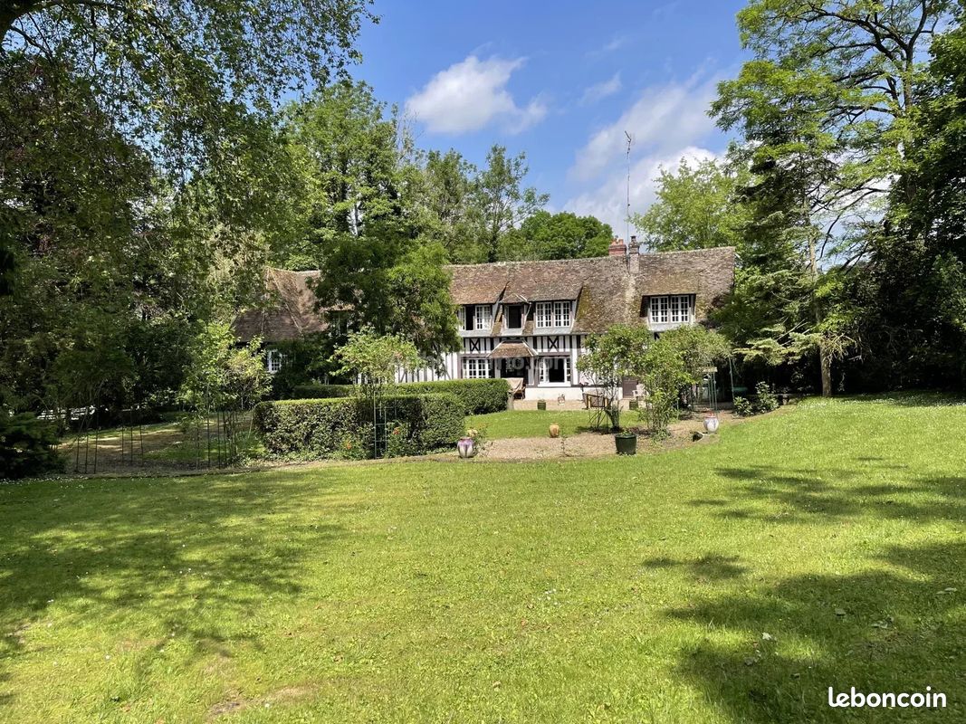 Maison 295 m² · à Gisors · 295 m² · 852 800 €