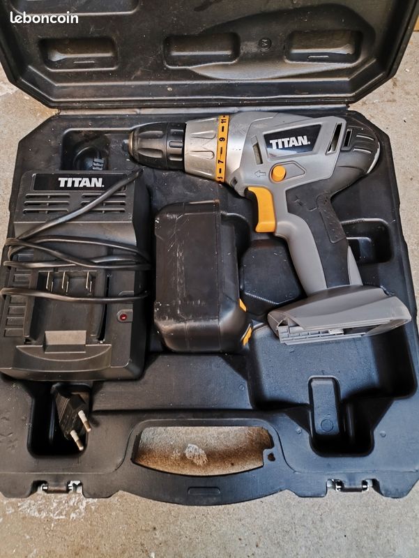 Perceuse visseuse Titan avec malette (image 2)