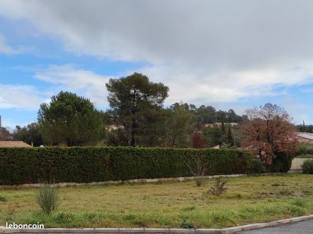Terrain 900 m² Gareoult