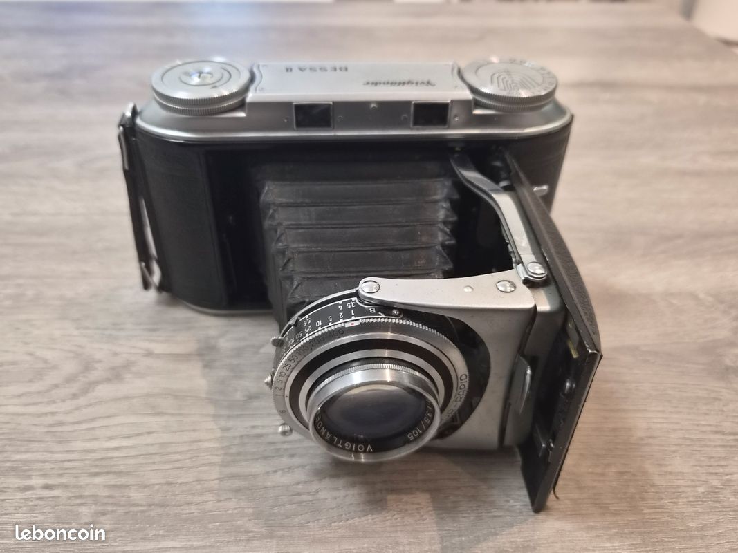 Appareil photo ancien Voigtländer Bessa II (image 1)
