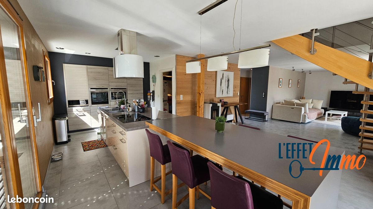 Maison 6 pièces 161 m² · à Bollwiller · 161 m² · 499 500 €