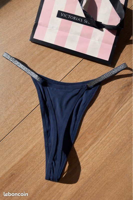 String bleu gris Victoria's Secret - Vêtements
