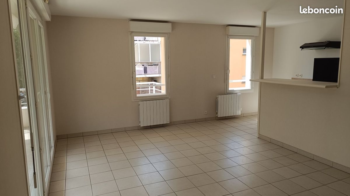 Appartement 3 pièces 70 m² · à Chartres-de-Bretagne · 70 m² · 200 000 €