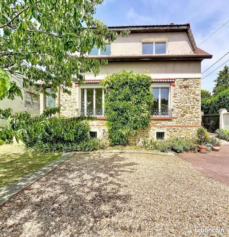 Maison 7 pièces 167 m² · à Yerres · 167 m² · 599 000 €