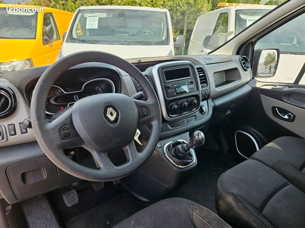Livraison partout en France, Renault trafic l2h1 moteur à chaîne de distribution (image 4)